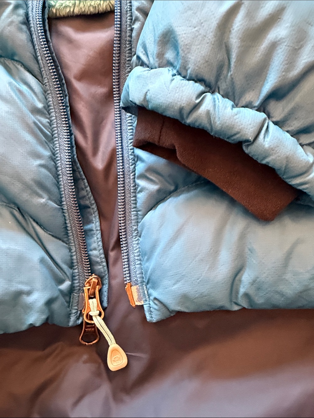 Mountain Hardwear Fleece-Lined Down Puffer Jacket Blue OL4143 - Like New - Picture 4 of 7
